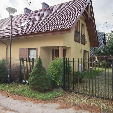 Villa Dom Koral Poddąbie Exterior foto